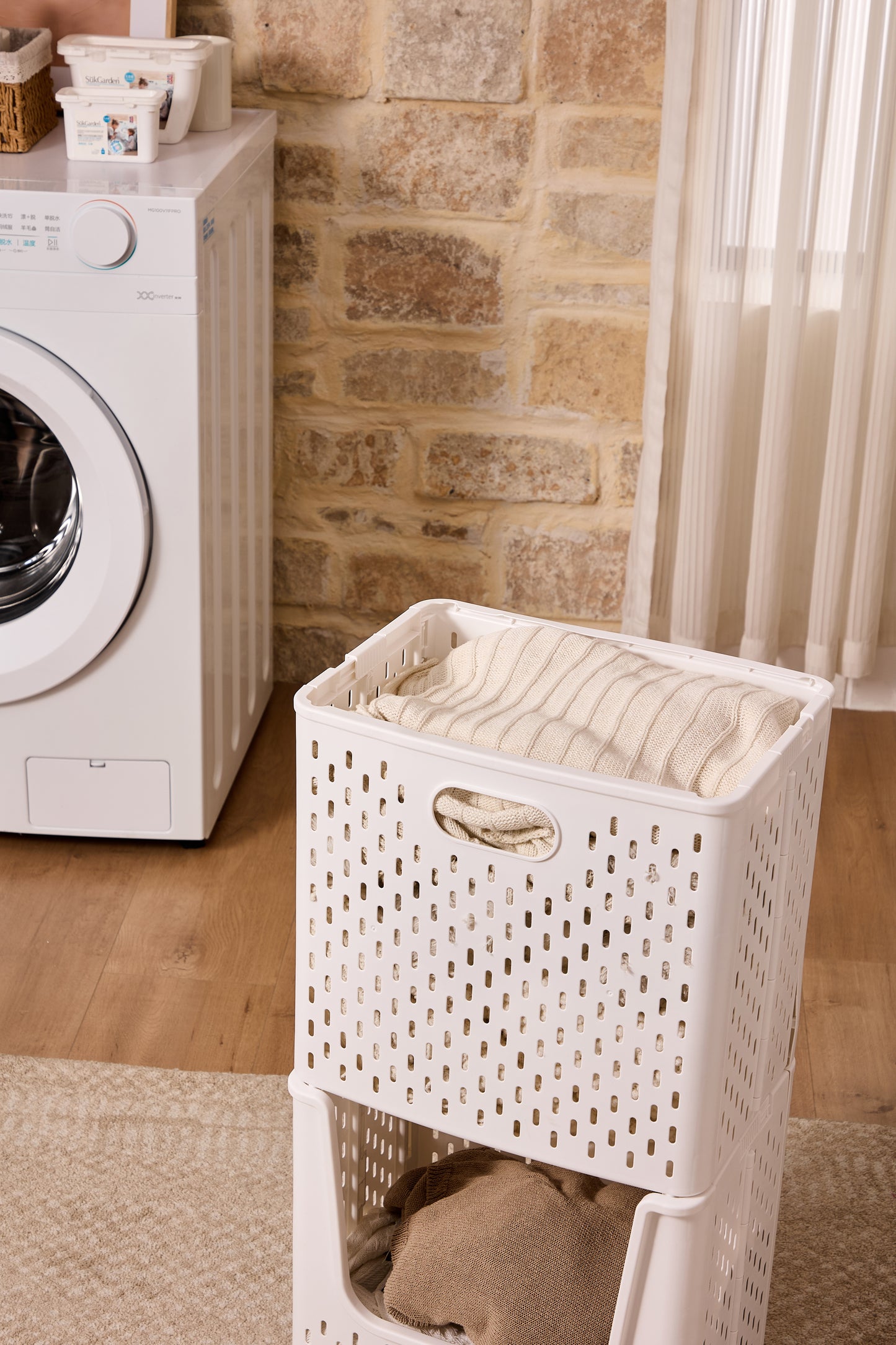 Lida Foldable Laundry Basket